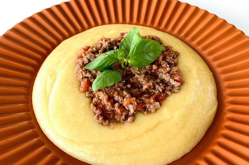 Polenta Cremosa com Carne